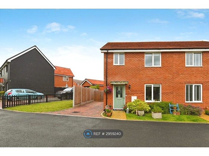 3 Bedroom Semi-Detached House To Rent In Acorn St, Burnham-On-Crouch, CM0