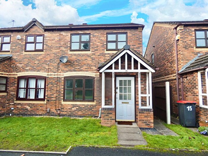 3 Bedroom Semi Detached House To Rent In Hawkshaw Close, Oakengates, TF2