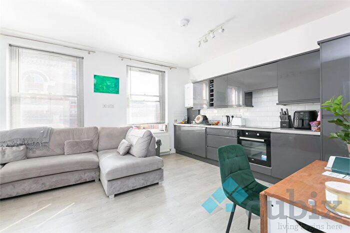 2 Bedroom Flat To Rent In Putney Highstreet, London, SW15