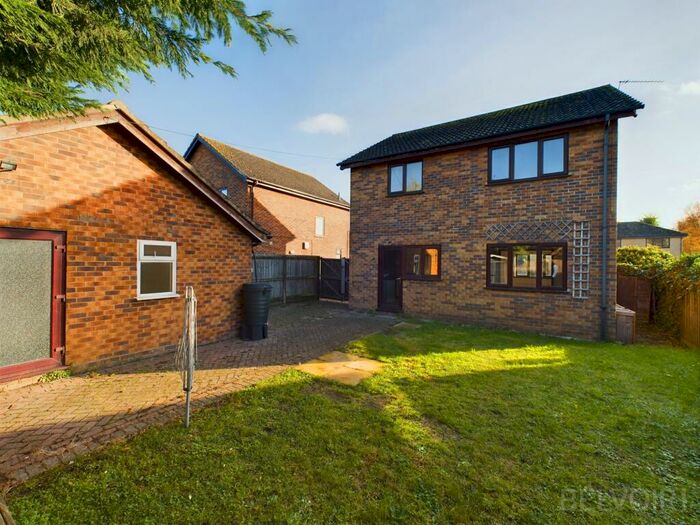 4 Bedroom Detached House To Rent In New River Green, Newmarket, CB8