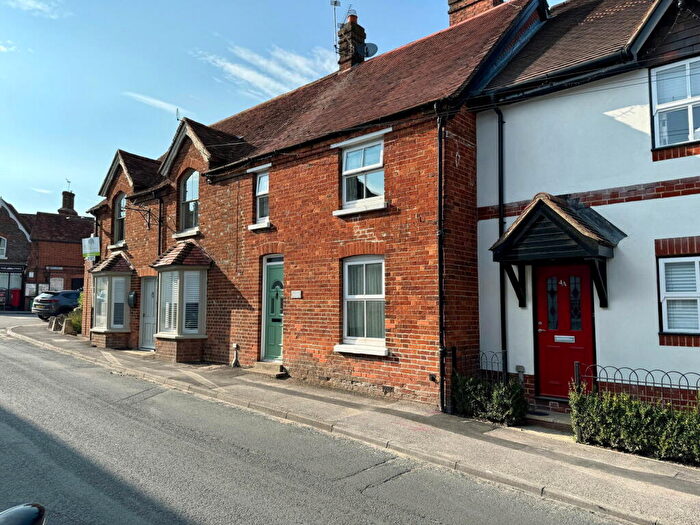 3 Bedroom Terraced House For Sale In Station Road, Kintbury, Hungerford, RG17