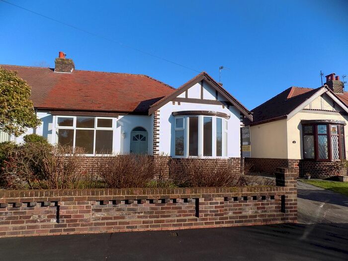 2 Bedroom Semi-Detached Bungalow To Rent In Avenue Road, Normoss, FY3
