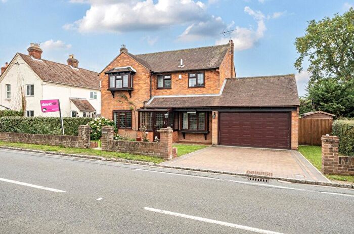 4 Bedroom Detached House For Sale In Beech Hill Road, Beech Hill, Reading, Berkshire, RG7