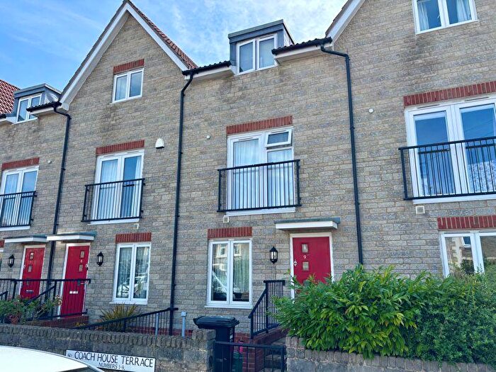 3 Bedroom Terraced House For Sale In Strode Road, Clevedon, BS21