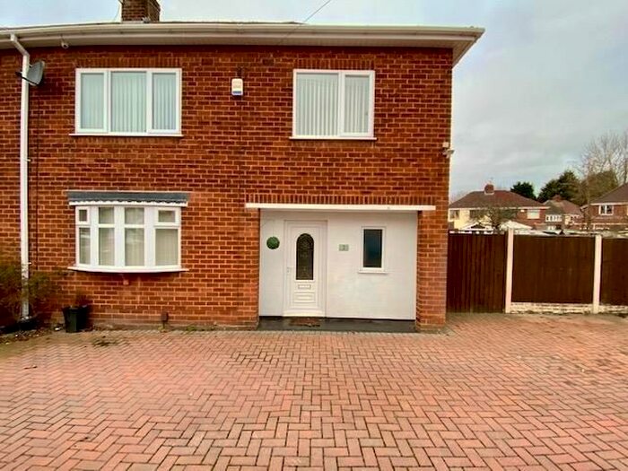 3 Bedroom Property To Rent In Massbrook Grove, Wolverhampton WV10