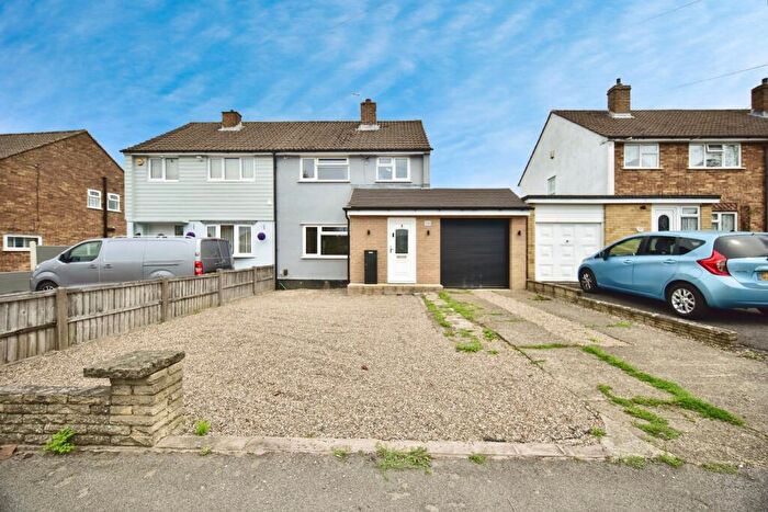 3 Bedroom Semi-Detached House For Sale In Willington Street, Maidstone, Kent, ME15
