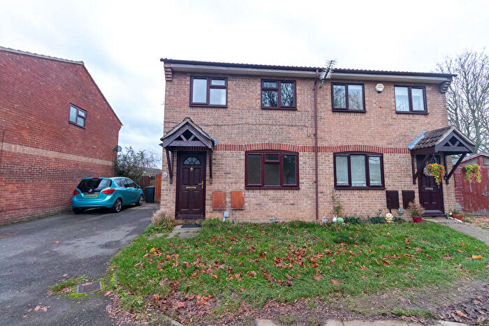 3 Bedroom Semi-Detached House To Rent In Beethoven Road, Basingstoke, RG22