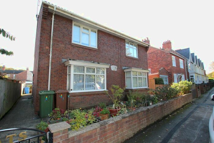 1 Bedroom Flat To Rent In Park Row, Hornsea, HU18