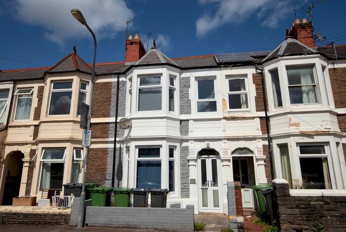 2 Bedroom Flat To Rent In Ground Floor Flat Llanishen Street, Cathays, Cardiff, CF14