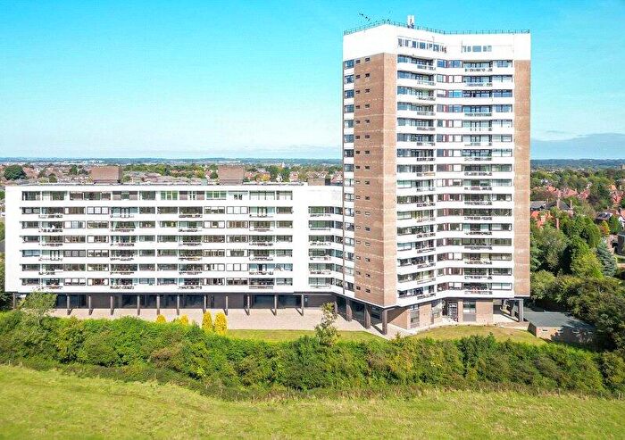 3 Bedroom Apartment To Rent In Montagu Court, Gosforth, NE3