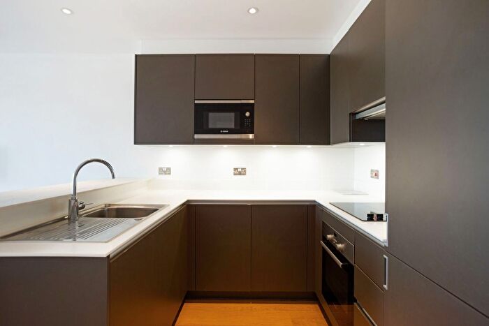 1 Bedroom Flat For Sale In Maud Street, London, E16
