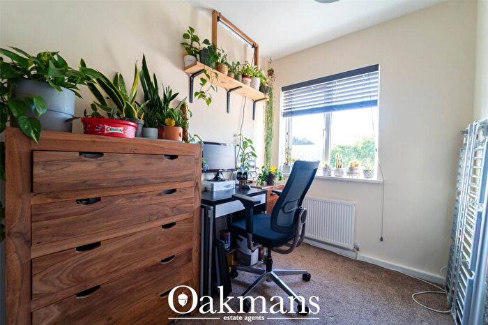 2 Bedroom Apartment To Rent In May Lane, Hollywood, Birmingham, Worcestershire, B47