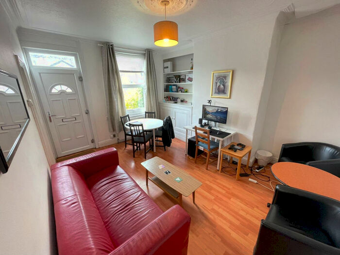 3 Bedroom Terraced House To Rent In Wetherby Place, Leeds, West Yorkshire, LS4