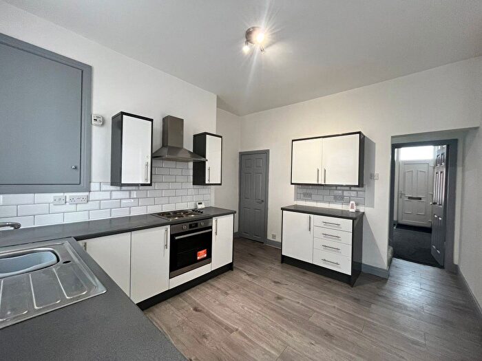 2 Bedroom Property To Rent In Huntley Avenue, Blackpool, Lancashire, FY3