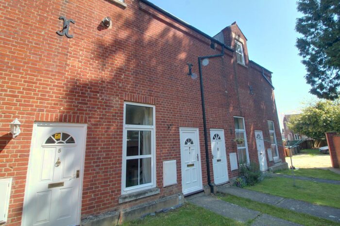 1 Bedroom Terraced House To Rent In Stricklands Road, Stowmarket, IP14