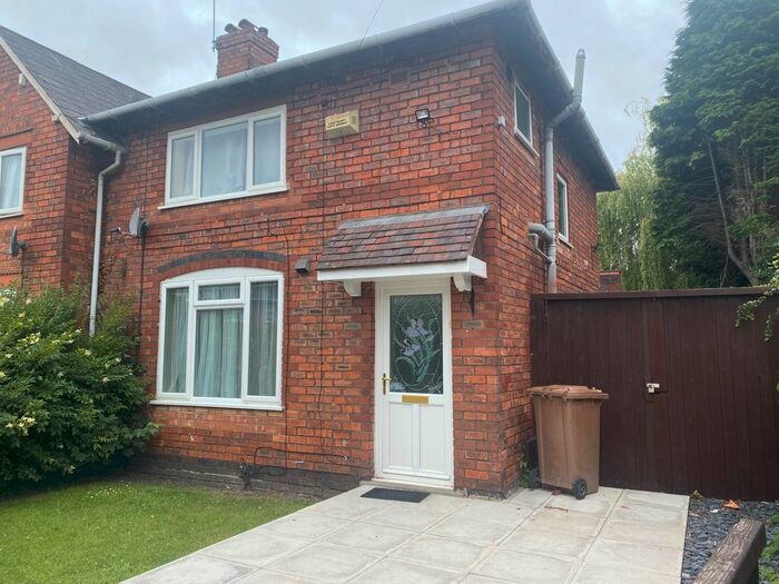 4 Bedroom Property To Rent In Love Lane, Walsall, WS1