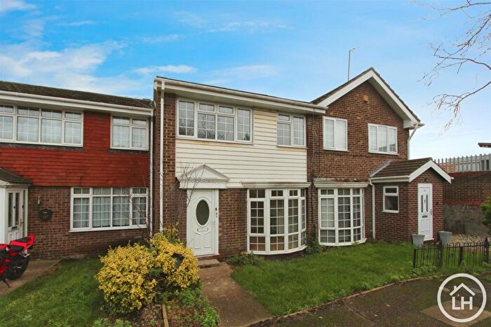 3 Bedroom Terraced House To Rent In Periwinkle Close, Sittingbourne, ME10