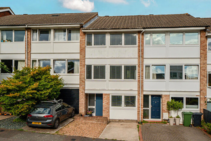 3 Bedroom Terraced House For Sale In Shearman Road, London, SE3