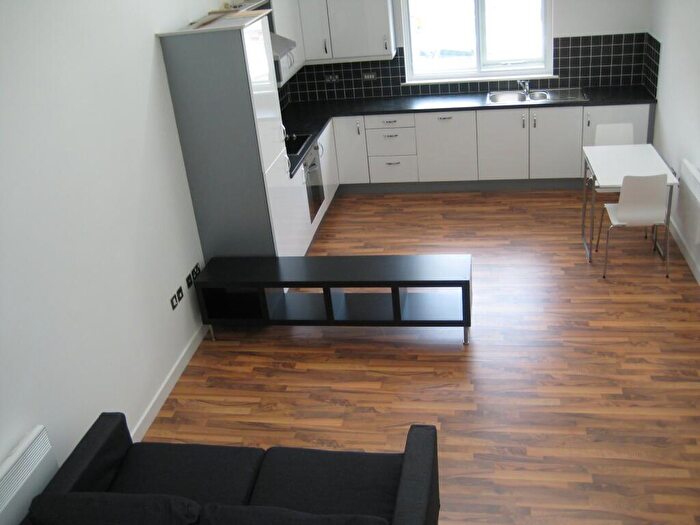 1 Bedroom Apartment To Rent In Rook Street, Huddersfield, HD1