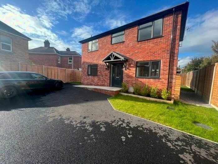 3 Bedroom Detached House To Rent In Withermoor Road, Bournemouth, BH9