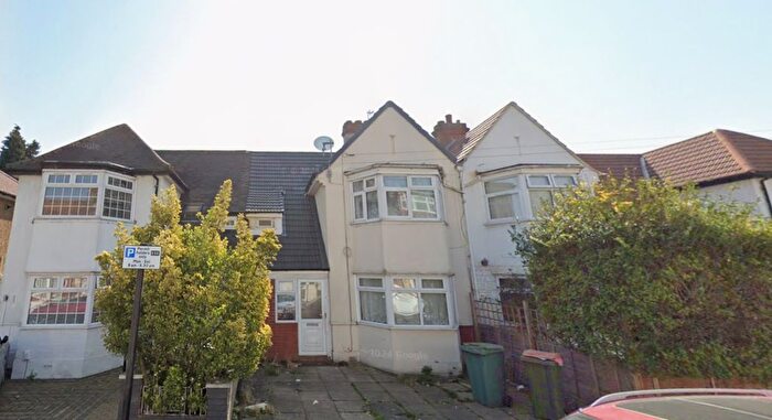 4 Bedroom Terraced House To Rent In Charlemont Road, London, E6