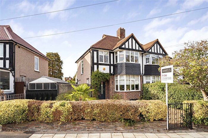 3 Bedroom Semi Detached House For Sale In Westdean Avenue, London, SE12