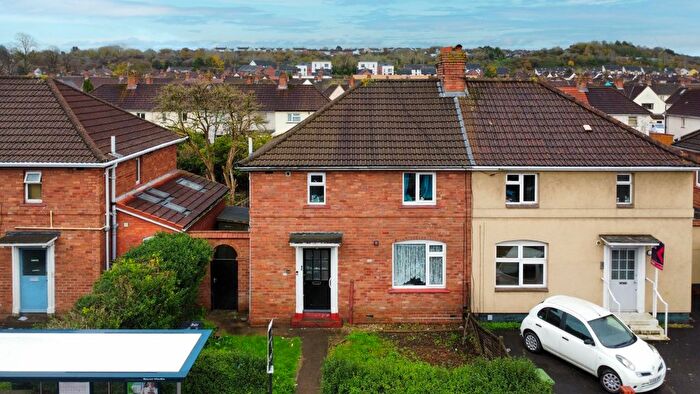 1 Bedroom Flat For Sale In St. Johns Lane, Bedminster, Bristol, BS3