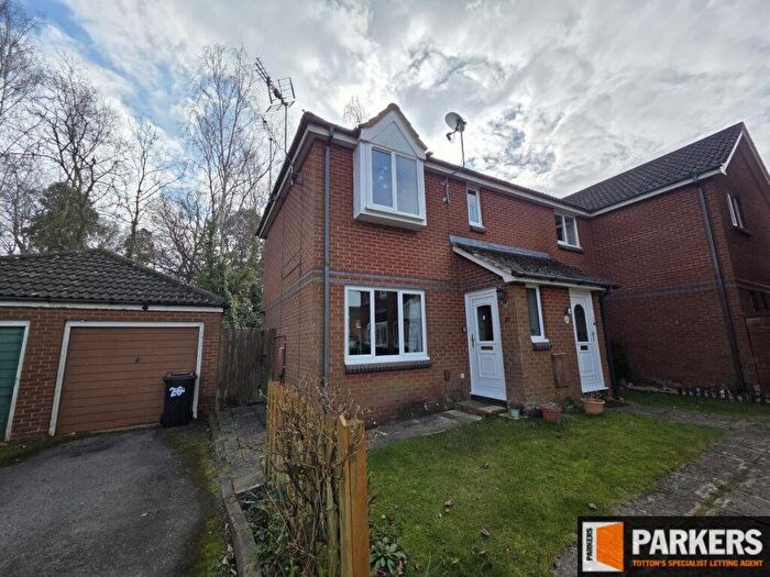 2 Bedroom Flat To Rent In Alder Close, Dibden Purlieu, SO45