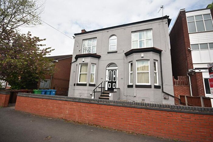 1 Bedroom Apartment To Rent In Brook Road, Fallowfield, Manchester., M14