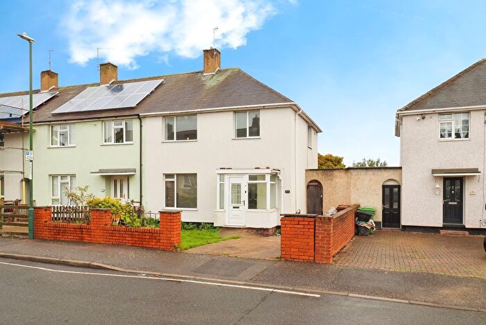 3 Bedroom End Of Terrace House For Sale In Brooksby Lane, Clifton, Nottingham, NG11