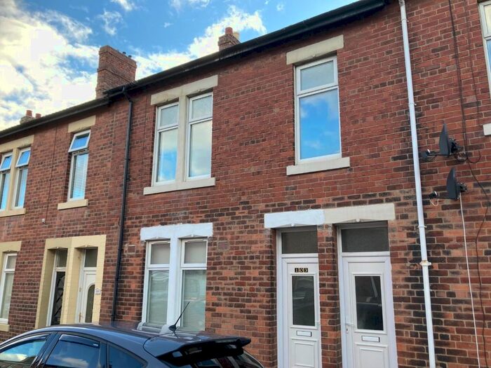 3 Bedroom Flat To Rent In Elsdon Terrace, North Shields, NE29