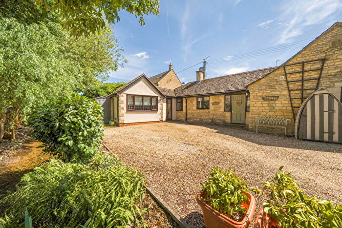 4 Bedroom Detached Bungalow For Sale In Great Lane, Greetham, LE15