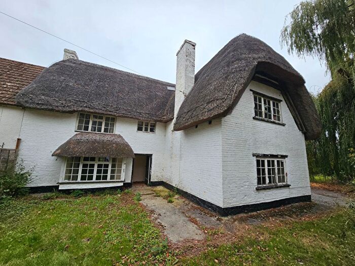 4 Bedroom Cottage For Sale In The Green, Lyneham, Chippenham, SN15