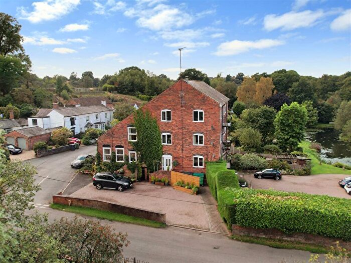 2 Bedroom Apartment For Sale In Hurcott Village, Kidderminster, DY10