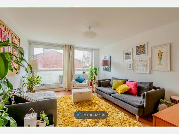2 Bedroom Flat To Rent In St. John's Way, London, N19
