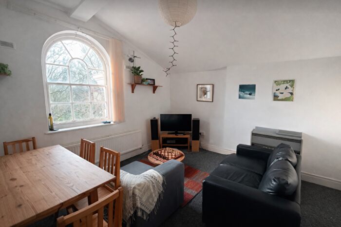 2 Bedroom House To Rent In Ullet Road, Liverpool, L8