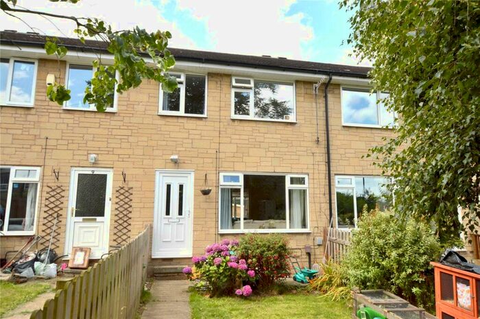 3 Bedroom Town House To Rent In Chestnut Grove, Calverley, Leeds, LS28
