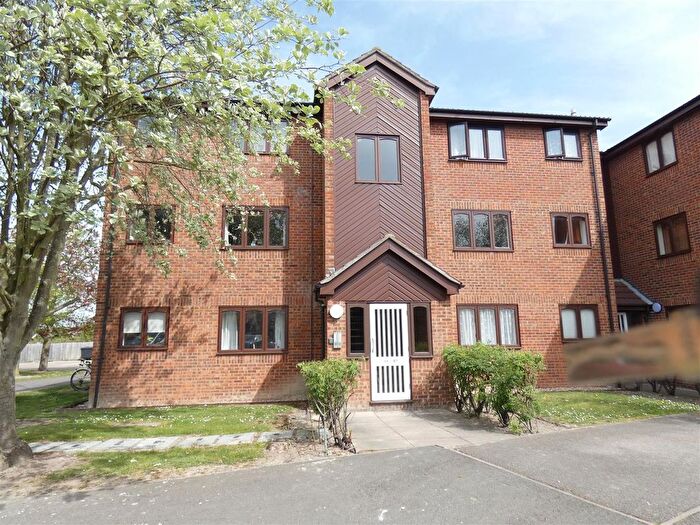 1 Bedroom Flat To Rent In Speedwell Close, Cherry Hinton, Cambridge, CB1