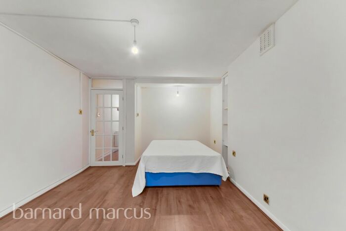 Studio To Rent In Gatliff Close, Ebury Bridge Road, London, SW1W
