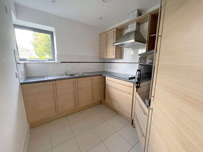 1 Bedroom Retirement Property To Rent In Mandeville Court, Darkes Lane, Potters Bar, EN6