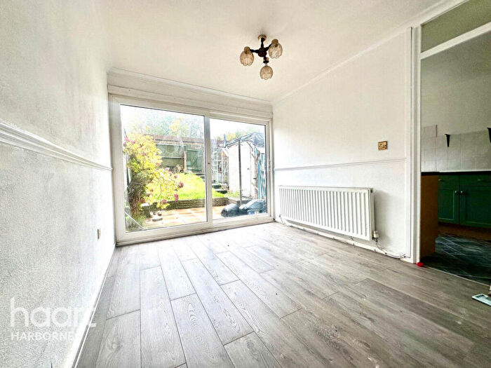 3 Bedroom Terraced House To Rent In Monmouth Rd, B32