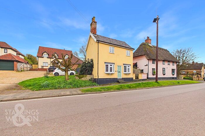2 Bedroom Detached House For Sale In The Street, Rickinghall, Diss, IP22