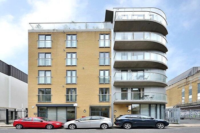 2 Bedroom Flat For Sale In Calvin Street, Spitalfields, E1