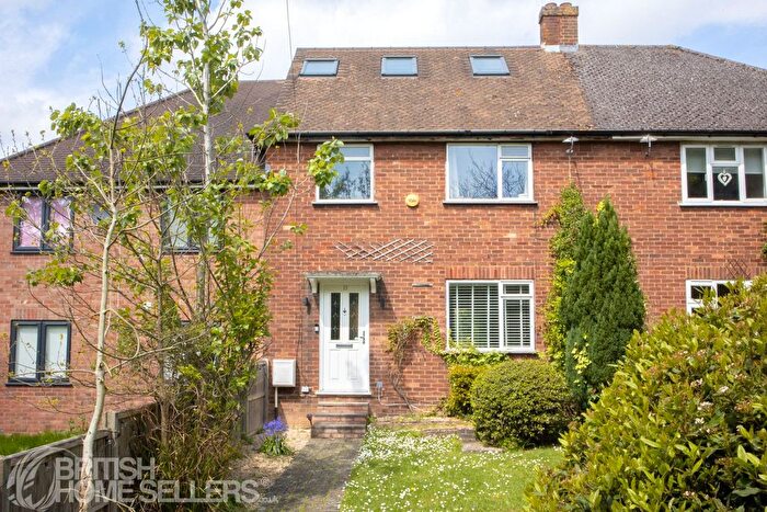 4 Bedroom Terraced House For Sale In Rowley Lane, Borehamwood, Hertfordshire, WD6