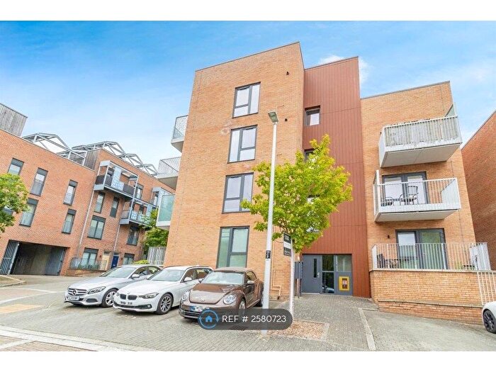 2 Bedroom Flat To Rent In Nassau Court, Campbell Park, Milton Keynes, MK9