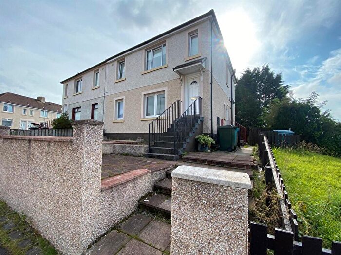 2 Bedroom Flat To Rent In The Roundel, Wishaw, ML2
