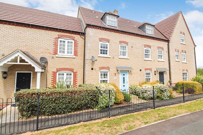 4 Bedroom Terraced House For Sale In Townsend Walk, Kempston, MK42