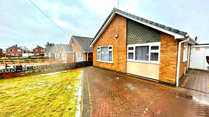 2 Bedroom Bungalow To Rent In Linden Avenue, Clay Cross, Chesterfield, S45