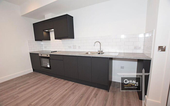 1 Bedroom Flat To Rent In |Ref: |, Chiltern House, College Place, Southampton, SO15