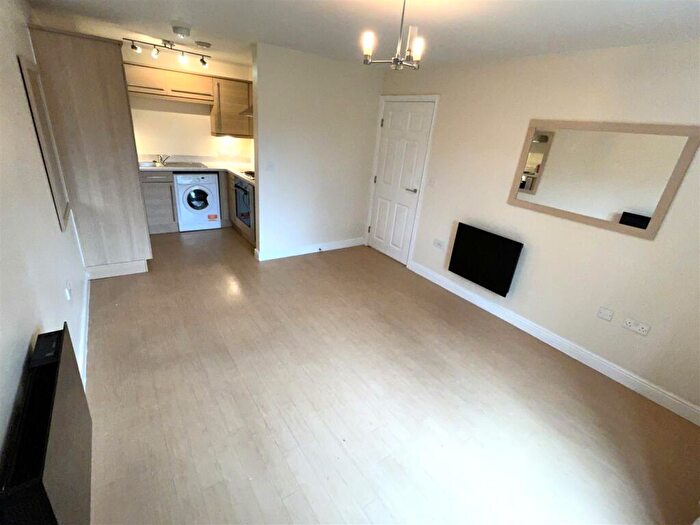 1 Bedroom Flat To Rent In Sir Bernard Lovell Road, Malmesbury, SN16